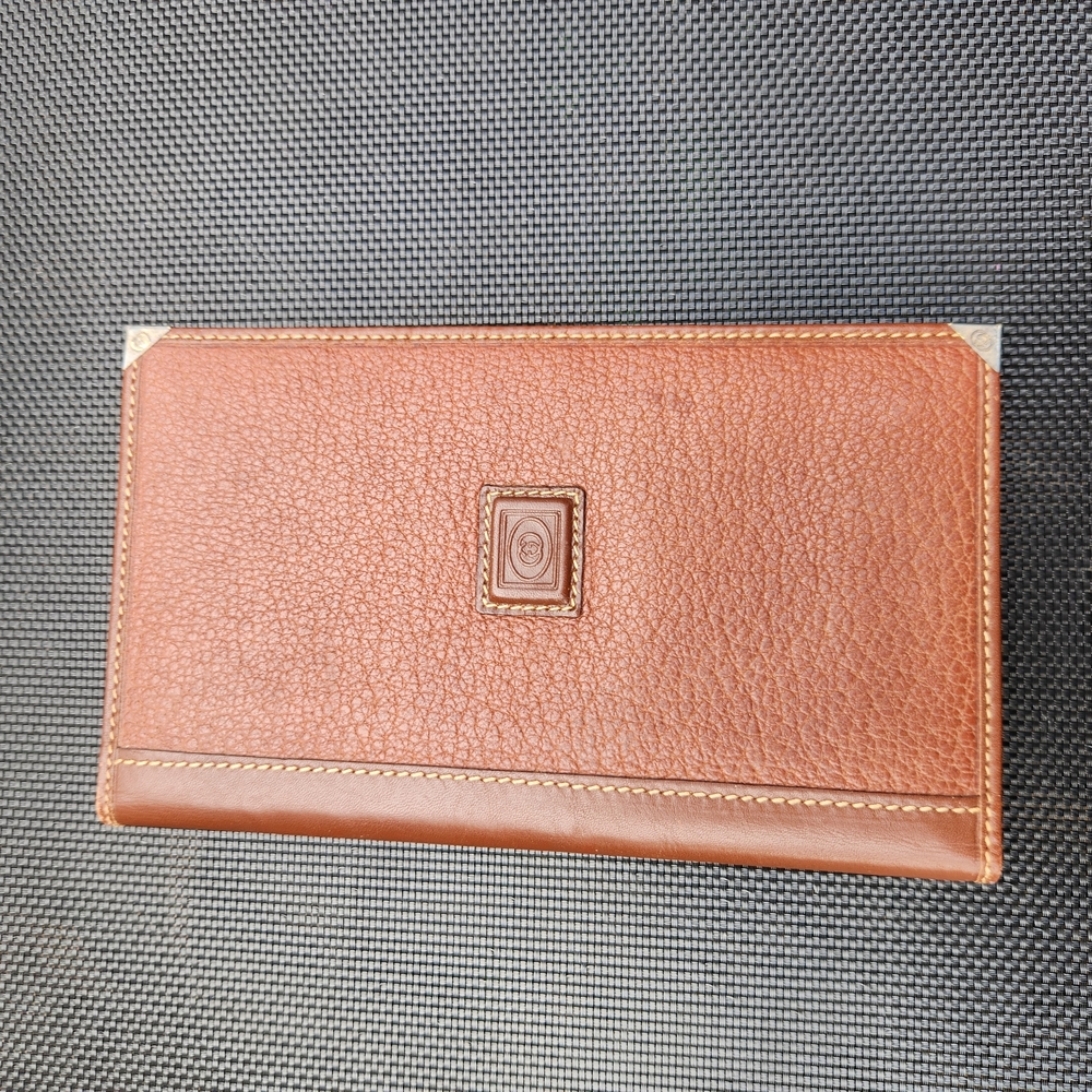 GUCCI Brown Leather GG Logo Checkbook and credit card cover Wallet - Picture 4 of 16